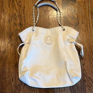 Tory Burch white bag.